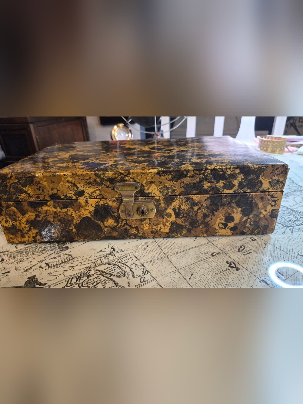 Vintage felt lined Jewerly box